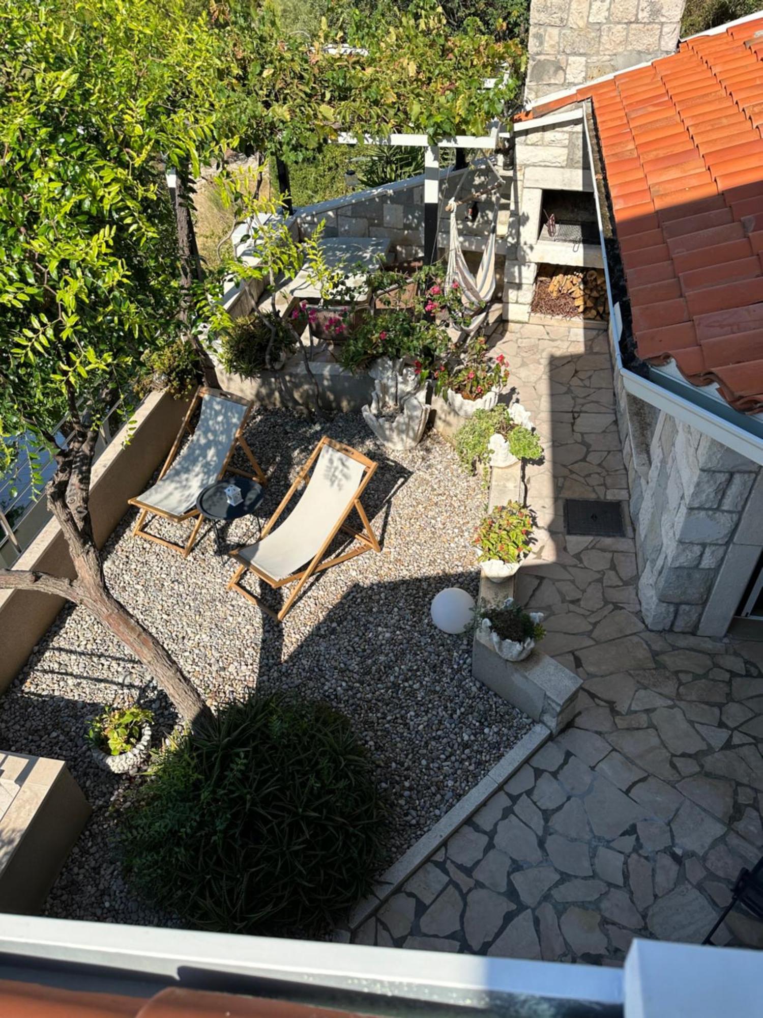Romantic Stone- Studio Apartman Omiš Εξωτερικό φωτογραφία